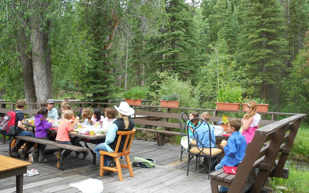 Medicine Bow Lodge Tenmile 외부 사진