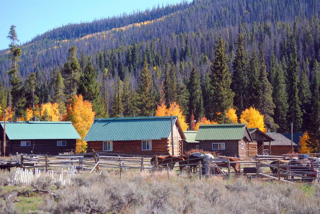 Medicine Bow Lodge Tenmile 외부 사진